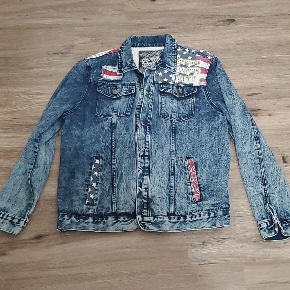 Men's Vintage Denim Jean Jacket - Picture 12 of 14